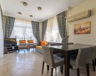 Didim Akbük'te Modern Tasarımlı, Tesis İçerisinde, Kiralık Dubleks Ev - 4