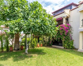 Didim Akbük'te Plajlı Tesis İçerisinde, Ortak Havuzlu, Kiralık Daire - 2
