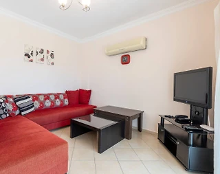 Didim Akbük'te Plajlı Tesis İçerisinde, Ortak Havuzlu, Kiralık Daire - 3