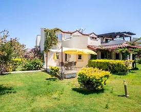 Didim Akbük'te Tesis İçerisinde, 3+1, Bahçeli Villa - 2
