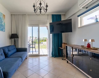 Didim Akbük'te Tesis İçerisinde, Ortak Havuzlu, 3+1 Villa - 4