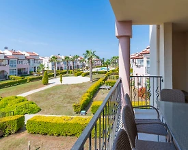 Didim Akbük'te Tesis İçerisinde, Deniz Manzaralı, 3+1, Dubleks Ev - 2