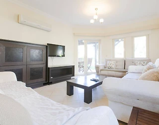 Didim Akbük'te Tesis İçerisinde, Ortak Havuzlu, 3+1 Villa - 5
