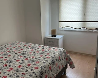 Didim Altınkum'da Merkezi Konumda, 4 Kişilik, 2+1 Suit - 4