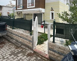 Didim Altınkum'da Doğa Manzaralı, Bahçe Katı, 3+1 Konforlu Daire - 1