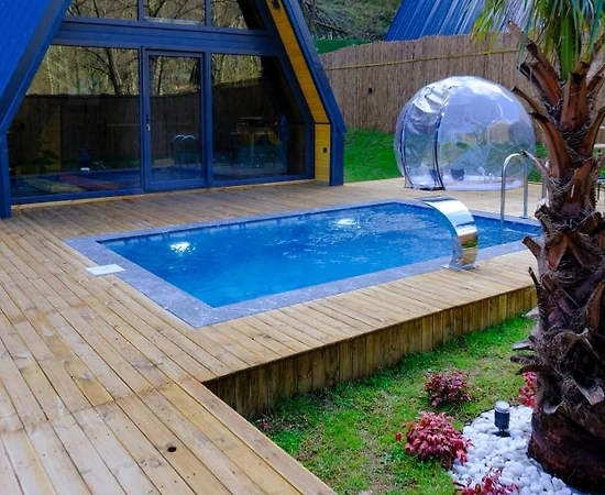 Sapanca İstanbuldere'de Geniş Bahçeli, Dış Jakuzili, Kiralık Bungalov - 1