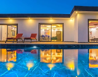 Kaş Çayköy'de Benzersiz Doğada, Özel Havuzlu, Geniş Bahçeli Villa - 1
