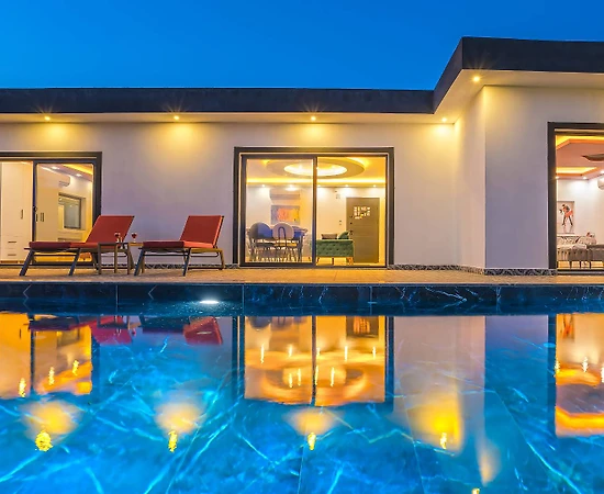 Kaş Çayköy'de Benzersiz Doğada, Özel Havuzlu, Geniş Bahçeli Villa - 1