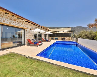 Kaş İslamlar'da Çekirdek Ailelere Uygun, Özel Havuzlu, Otantik Villa - 1