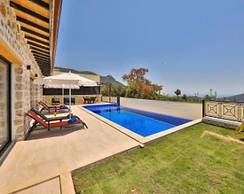 Kaş İslamlar'da Çekirdek Ailelere Uygun, Özel Havuzlu, Otantik Villa - 2