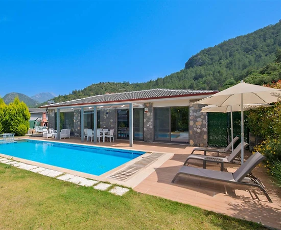 Fethiye Kayaköy'de Modern Tasarımlı, Özel Havuzlu, 2+1 Villa - 1