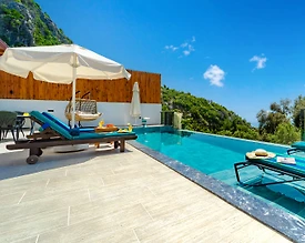 Kaş İslamlar'da Küçük Ailelere Uygun, Özel Havuzlu, Modern Villa - 3