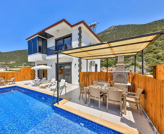 Kaş Belenli'de Panoramik Deniz Manzaralı, Özel Havuzlu, Lüks Villa - 1