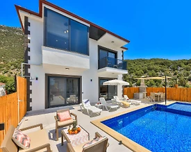 Kaş Belenli'de Panoramik Deniz Manzaralı, Özel Havuzlu, Lüks Villa - 3