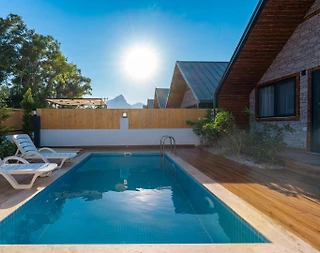 Antalya Konyaaltı'nda Çekirdek Ailelere Uygun, Özel Havuzlu, Korunaklı Villa - 5
