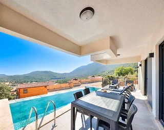 Kaş Çukurbağ'da Nezih Konumda, Özel Havuzlu, Ferah Villa - 4