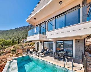 Kaş Çukurbağ'da Nezih Konumda, Özel Havuzlu, Ferah Villa - 1