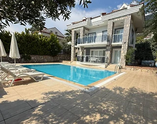 Fethiye Ölüdeniz'de Geniş Ailelere Uygun, Özel Havuzlu, Modern Villa - 4