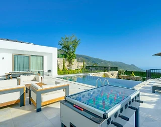 Kaş İslamlar'da Muhteşem Deniz Manzaralı, Çift Jakuzili Lüks Villa - 1