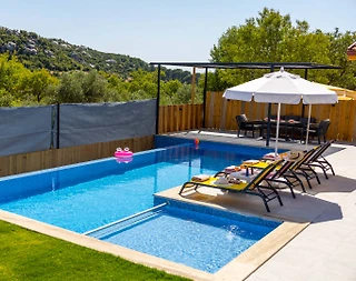 Kaş Sarıbelen'de Yeşillikler İçerisinde, Özel Havuzlu, Taş Villa - 3