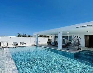 Kaş Üzümlü'de Doğa İçerisinde, Özel Havuzlu, Saunalı Villa - 1