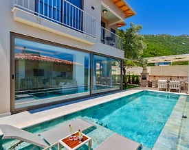 Kaş Çukurbağ'da Huzurlu Doğada, Özel Havuzlu, Kiralık Villa - 3