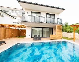 Kaş Ağullu'da Modern Tasarımlı, Özel Havuzlu, 4 Kişilik Villa - 2