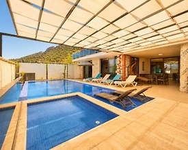 Kaş Palamut'da Enfes Doğa Manzaralı, Özel Havuzlu, Geniş Villa - 3