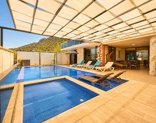 Kaş Palamut'da Enfes Doğa Manzaralı, Özel Havuzlu, Geniş Villa - 3