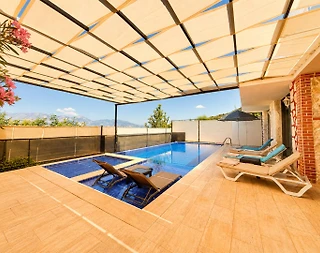 Kaş Palamut'da Enfes Doğa Manzaralı, Özel Havuzlu, Geniş Villa - 4