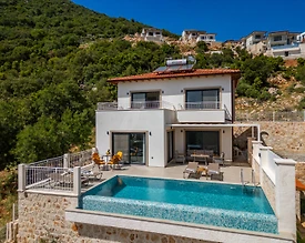 Kaş Çukurbağ'da Muhteşem Doğa Manzaralı, Özel Havuzlu, Kiralık Villa - 3