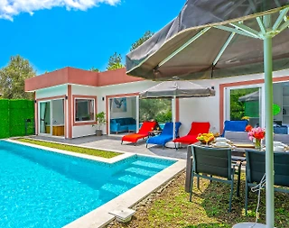 Kaş İslamlar'da Sakin Konumda, Özel Havuzlu, Konforlu Villa - 2