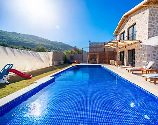 Kaş İslamlar'da Enfes Doğa Manzaralı, Özel Havuzlu, Kiralık Villa - 4