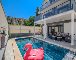 Fethiye Karaçulha'da Geniş Ailelere Uygun, Özel Havuzlu, Modern Villa - 1