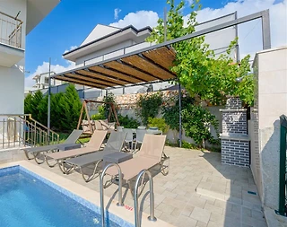 Muğla Seydikemer'de Sessiz Konumda, Özel Havuzlu, 2+1 Villa - 4