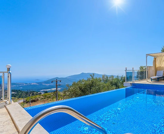Kaş İslamlar'da Doğa Manzaralı, Özel Havuzlu, Estetik Villa - 1