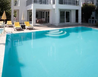 Fethiye Ölüdeniz'de Elverişli Konumda, Özel Havuzlu, 10 Kişilik Villa - 2