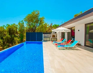 Kaş İslamlar'da Dağ ve Orman Manzaralı, Özel Havuzlu, 4 Kişilik Villa - 3