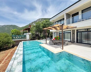 Kaş Çukurbağ'da Harika Doğada, Özel Havuzlu Şık Villa - 2