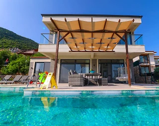 Kaş Andifli'de Muhteşem Doğa Manzaralı, Özel Havuzlu, Şık Villa  - 2