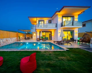 Kaş Andifli'de Elverişli Konumda, Özel Havuzlu, Kiralık Villa - 2