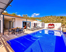 Kaş Üzümlü'de Harika Doğa Manzaralı, Özel Havuzlu, 3+1 Villa - 2