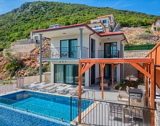 Kaş Çukurbağ'da Huzurlu Doğada, Özel Havuzlu, Ferah Villa - 1