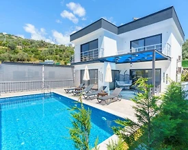 Kaş İslamlar'da Çekirdek Ailelere Uygun, Özel Havuzlu, Kiralık Villa - 2