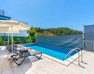 Kaş İslamlar'da Çekirdek Ailelere Uygun, Özel Havuzlu, Şık Villa - 3