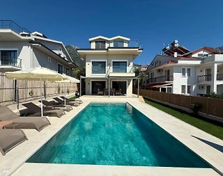 Fethiye Ölüdeniz'de Kalabalık Ailelere Uygun, Özel Havuzlu, 9 Kişilik Villa - 1
