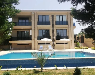 Yalova Kadıköy'de Geniş Ailelere Uygun, Özel Havuzlu, Lüks Villa - 2