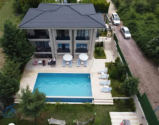 Yalova Kadıköy'de Geniş Ailelere Uygun, Özel Havuzlu, Lüks Villa - 5