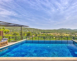 Kaş Çukurbağ'da Enfes Doğa Manzaralı, Özel Havuzlu, Konforlu Villa - 2