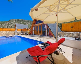 Kaş Çayköy'de Sakin Doğada, Özel Havuzlu ve Jakuzili, Modern Bungalov - 2